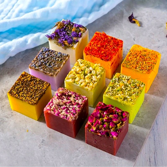 Vegan natural handmade soap bar - Picture 1 of 11